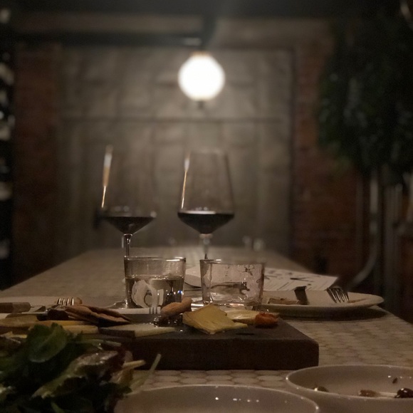 Meet your Posher, Monika - Picture 2 of 2